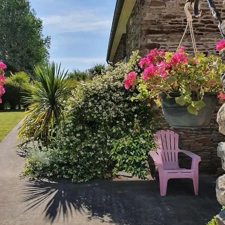 Bed & Breakfast La Bastide Du Moulin - Mont St Michel 3*