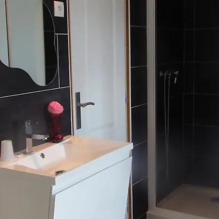 La Bastide Du Moulin - Mont St Michel Bed & Breakfast 3*
