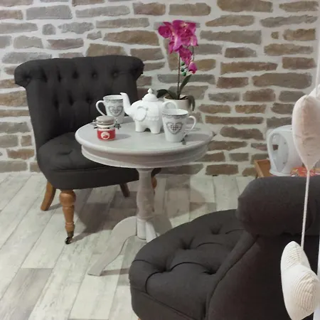 Bed & Breakfast La Bastide Du Moulin - Mont St Michel