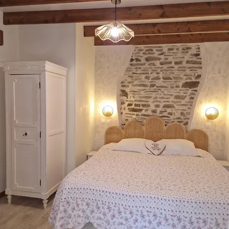 Bed & Breakfast La Bastide Du Moulin - Mont St Michel 3*