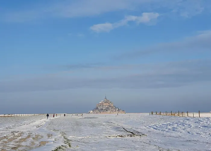 La Bastide Du Moulin - Mont St Michel Nocleg ze śniadaniem 3*