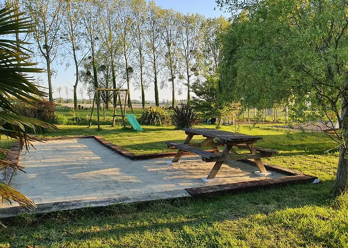 La Bastide Du Moulin - Mont St Michel Bed & Breakfast