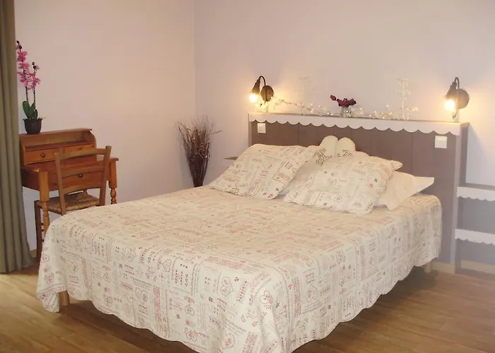 Bed & Breakfast La Bastide Du Moulin - Mont St Michel