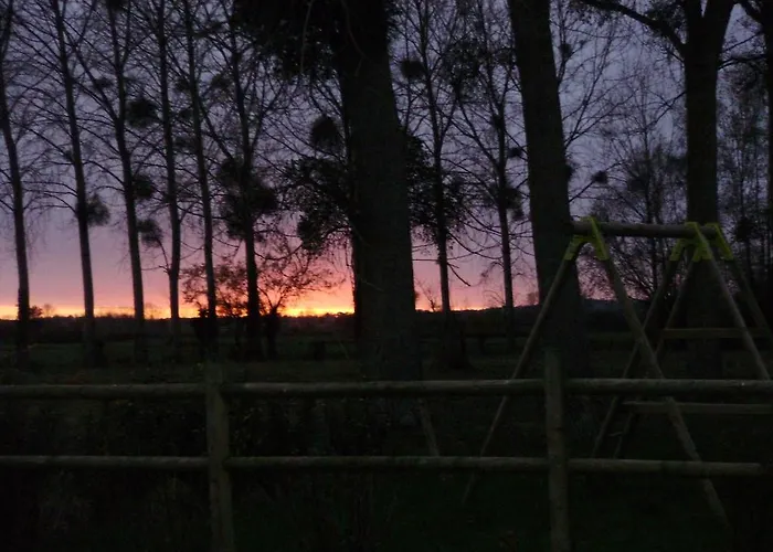 Nocleg ze śniadaniem La Bastide Du Moulin - Mont St Michel 3*