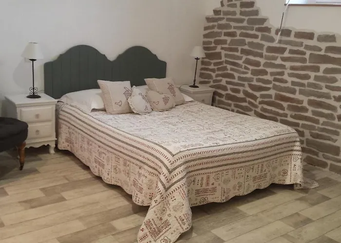 Nocleg ze śniadaniem La Bastide Du Moulin - Mont St Michel 3*